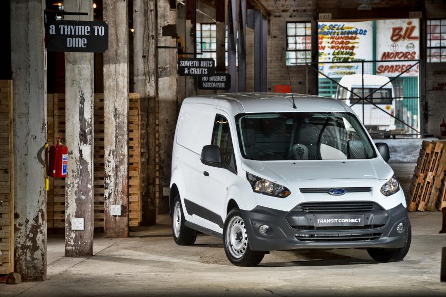  Ford Transit Connect 2015 года  (ZA) (фото 7 из 18)